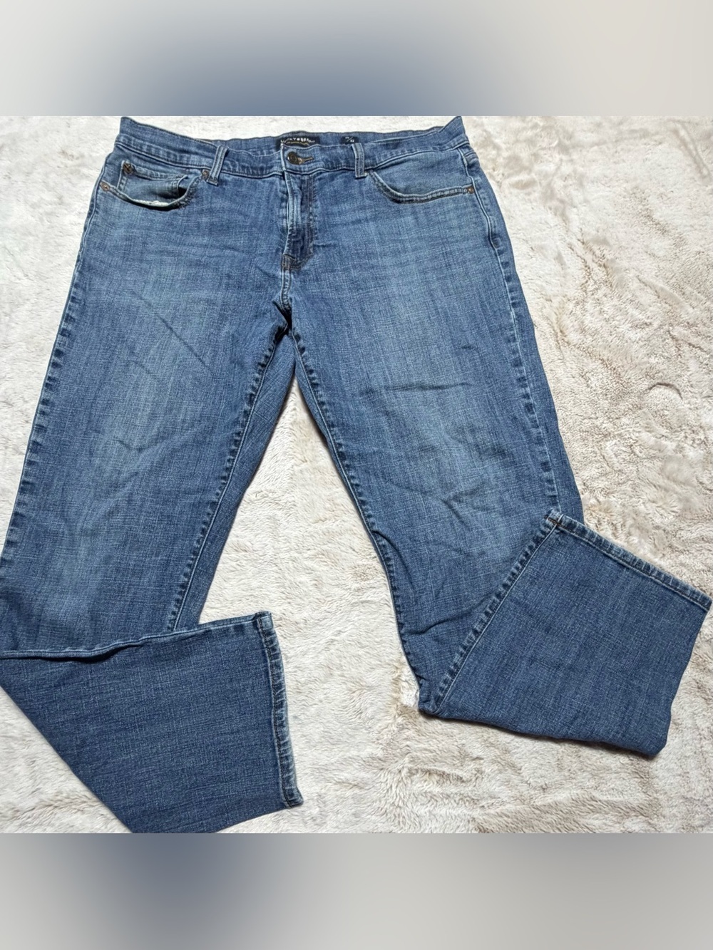 Lucky Men’s Classic Blue Jeans - Casual Straight Leg 38/32